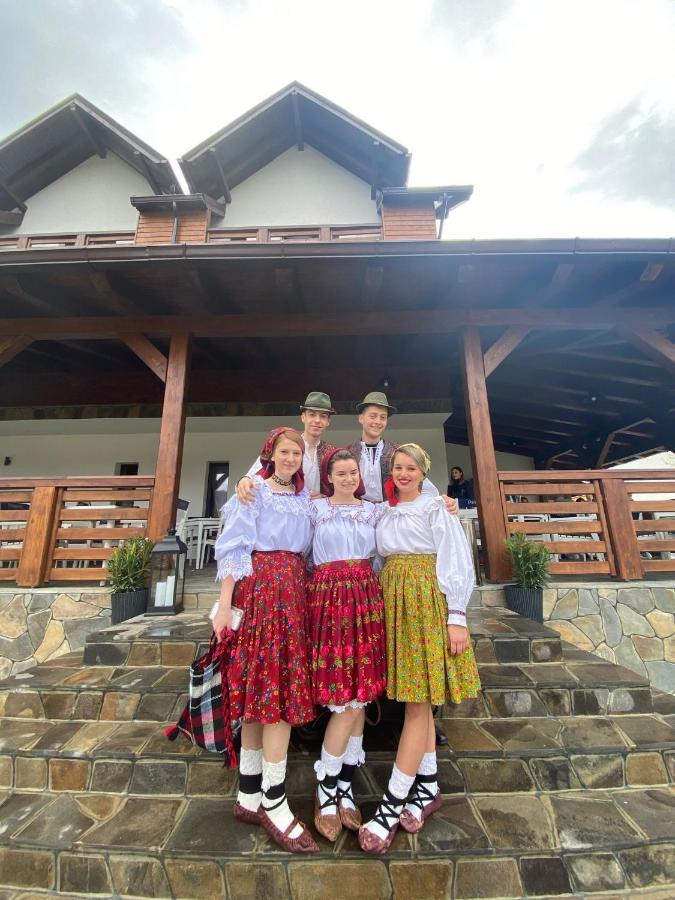 Hotel Yara Viseu de Sus Ngoại thất bức ảnh