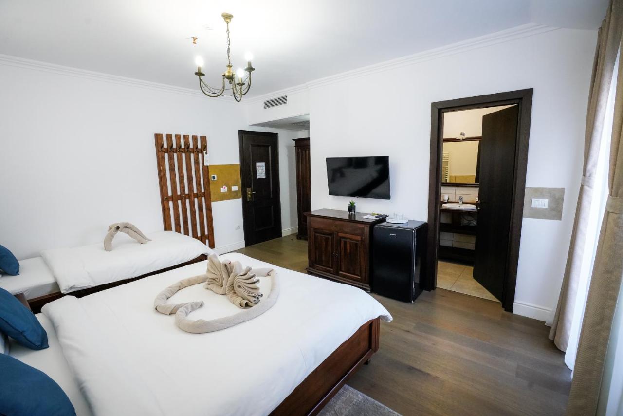 Hotel Yara Viseu de Sus Ngoại thất bức ảnh