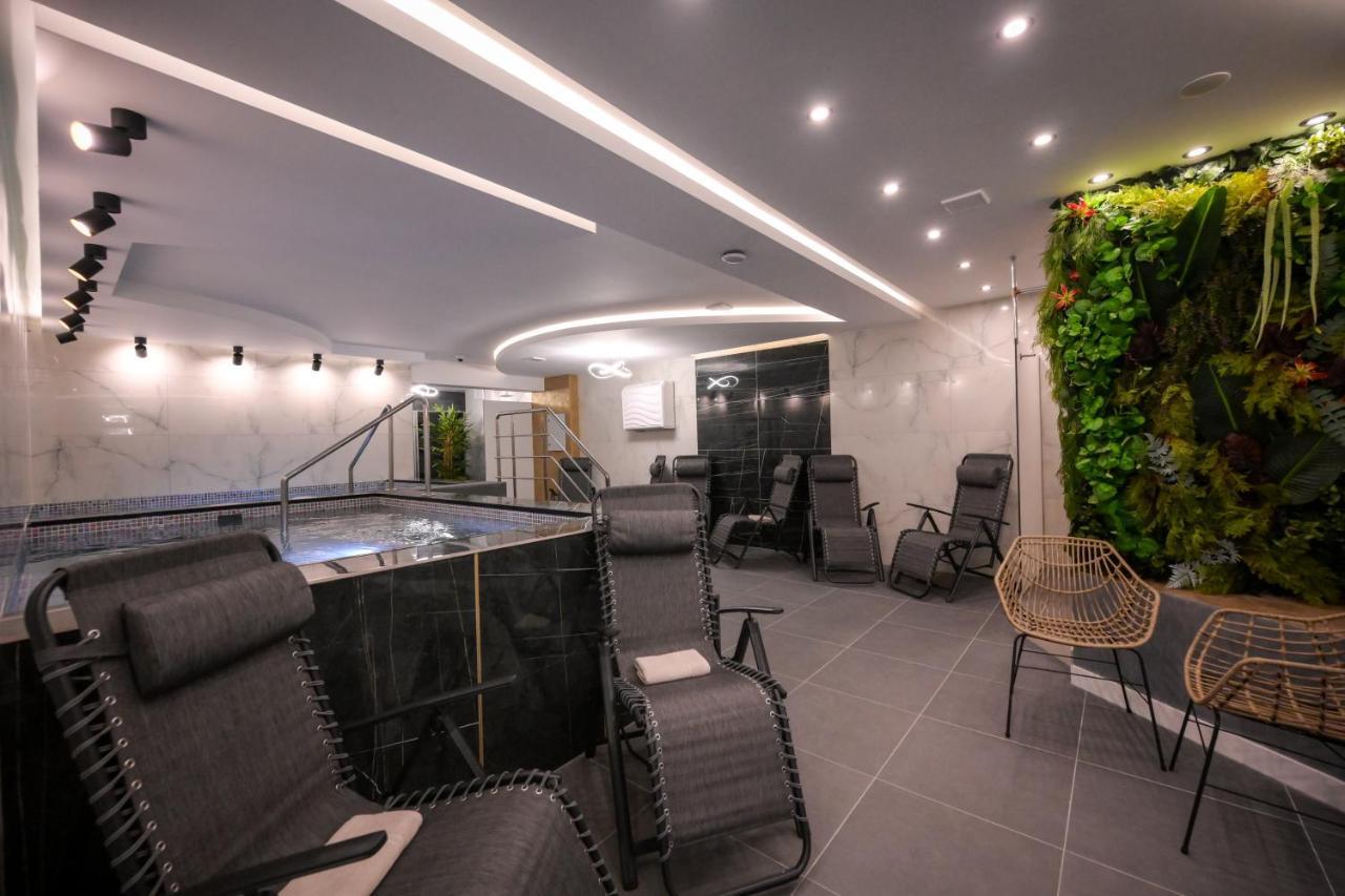 Hotel Yara Viseu de Sus Ngoại thất bức ảnh