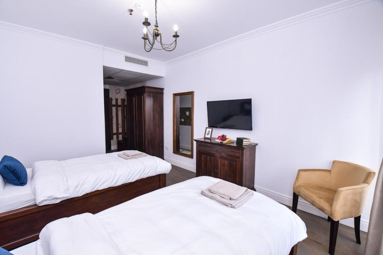 Hotel Yara Viseu de Sus Ngoại thất bức ảnh