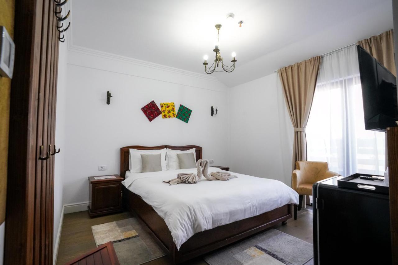 Hotel Yara Viseu de Sus Ngoại thất bức ảnh